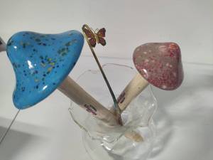 lot 71 image: Plant Accessories