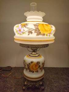 lot 8 image: Stunning Hand Painted Hurricane Lamp