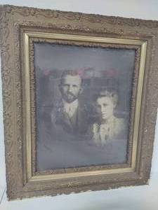 lot 84 image: Large Antique Framed Portrait