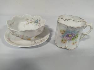 lot 61 image: Antique China