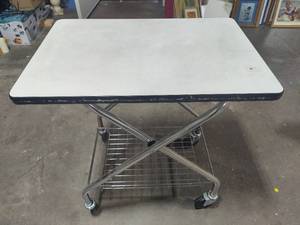 lot 87 image: Rolling Vintage Cart