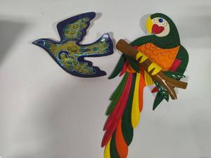 lot 123 image: Metal Bird Decor