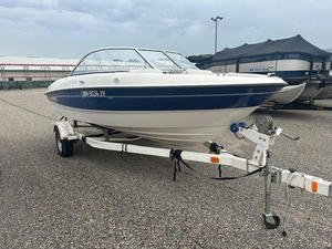 Pre-Owner 2005 Bayliner 185 Bow Rider, Mercruiser 4.3 Lt 190 HP, Trailer