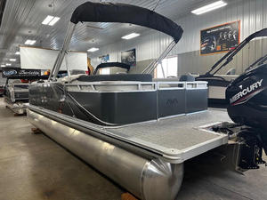 lot 7 image: New 2025 Avalon 2385 LSZ Quad Lounge, Mercury 115 HP Command Thrust