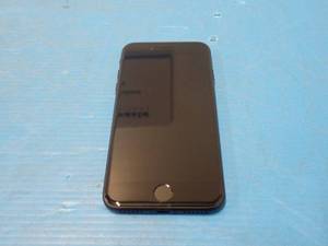 lot 25 image: Apple&nbspiPhone 7 A1660  32GB of storage  Cellular Carrier Unlocked  Includes Charging Cable 