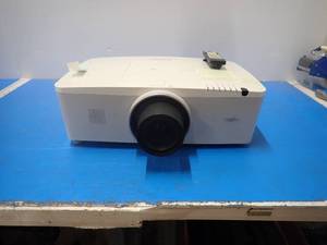 lot 64 image: Sanyo&nbspPLC-XM100L Projector  1024 x 768 Native Resolution  5000 Lumens  728 lamp hours  includes power cable 