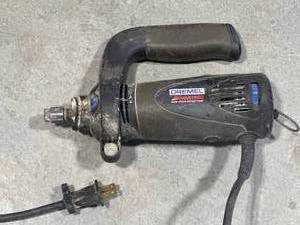 lot 42 image: Dremel Tool