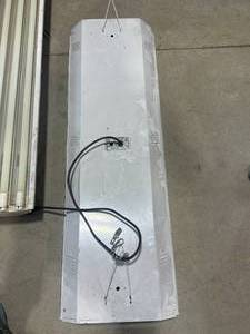 lot 10 image: Next to New LED Light 16 x 48 (needs plug)