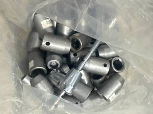 lot 89 image: Nearly 10 Pounds of Craftsman Made in USA 716 Sockets