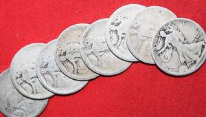 lot 497 image: EIGHT (8) 90% SILVER WALKING LIBERTY HALF DOLLARS