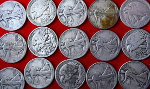 lot 498 image: FIFTEEN (15) 90% SILVER WALKING HALF DOLLARS