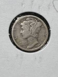 lot 29 image: 1927-D US MERCURY DIME