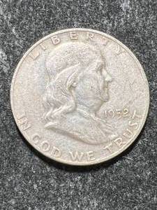 lot 80 image: 1952-D US FRANKLIN HALF DOLLAR