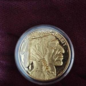 lot 29 image: 2011 Gold Gilded BuffaloBig Chief $1