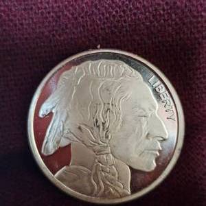 lot 53 image: 1 oz Big ChiefBuffalo Silver Round