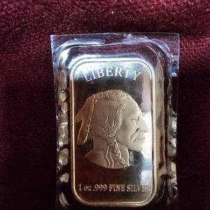 lot 57 image: 1 oz Liberty ChiefBuffalo Bar(.999)Silver