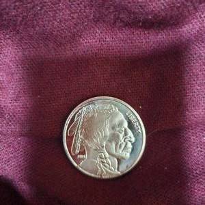 lot 58 image: 1 oz Big ChiefBuffalo Silver Round