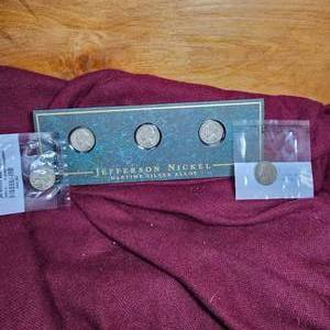 lot 74 image: 5-Jefferson War Time Silver Nickels