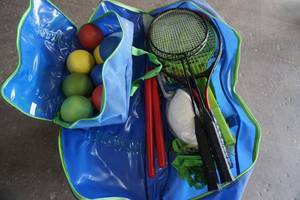 lot 40 image: Yard Games Badminton & Bocce Ball