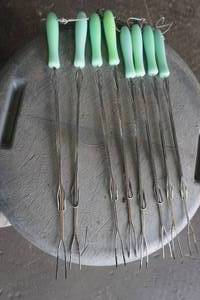lot 61 image: Camping Skewers (extendable) with handles (8ct)