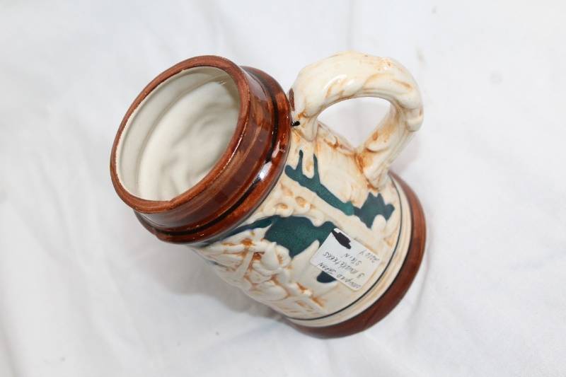 lot 80 image: Handcrafted Japan 3 Musketeers Stein