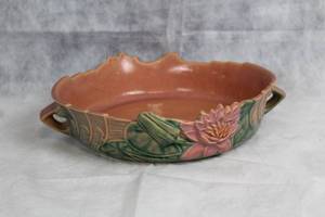 lot A-4Y image: Vintage Roseville Pottery Water Lily Console Bowl