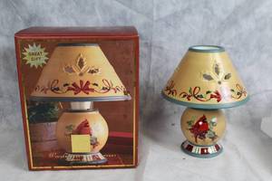 lot 23 image: Winter Greetings Everyday Candle Lamp with Cardinal Design
