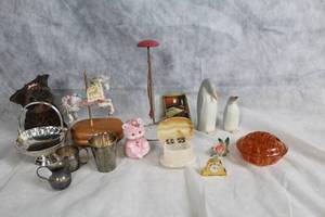 lot 46 image: Assorted Collectibles Including Musical Carousel Horse and Hand-Painted Porcelain Bear