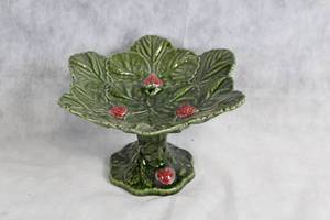 lot 55 image: Vintage Majolica Leaf Patterned Cake Stand with Strawberry Accents