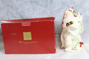 lot 71 image: Holiday Santa Cookie Jar with Gift-Laden Bag