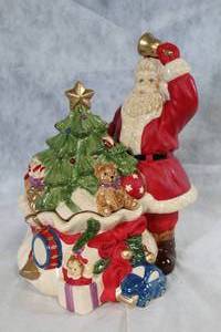 lot 93 image: Santa Claus and Christmas Tree Ceramic Cookie Jar