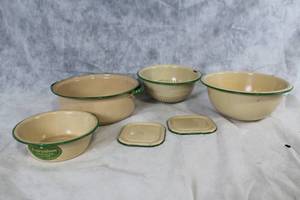 lot 107 image: Set of Ivorystone Enameled Ware Bowls and Pot