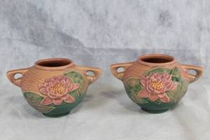 lot A-138 image: Pair of Vintage Roseville Pottery Vases with Water Lily Design