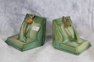 Pair of Roseville Pinecone Bookends in Classic Green Glaze