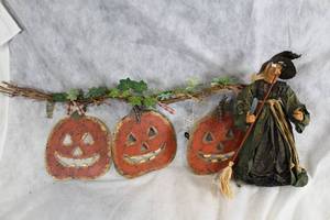 lot 203 image: Halloween Wall Decor Featuring Jack-O-Lanterns and Witch Figure