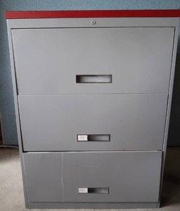 lot 12 image: 3 DRAWER LATERAL FILE CABINET
