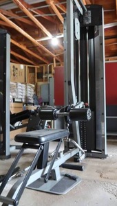 lot 32 image: LIFE FITNESS LAT ROW FIT SERIES