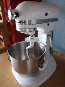 COMMERCIAL KITCHEN AID MIXER