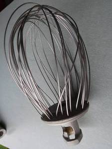 lot 67 image: LARGE COMMERCIAL WHIP ATTACHMENT (HOBART)
