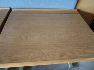 lot 95 image: 6 WOOD TOPPED COMPUTER DESKS
