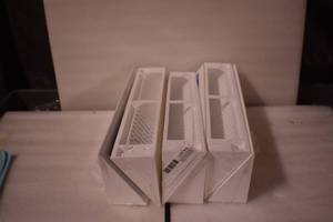lot 15 image: Baseboard Register