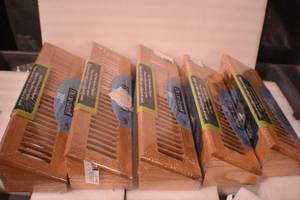 lot 16 image: Baseboard Register