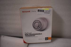 lot 19 image: Thermostat