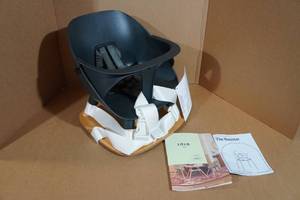 lot 109 image: Lalo Booster Seat for Babies and Toddlers