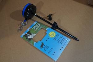 lot 125 image: Retractable Cable Tie Out for Dogs 25-80lbs - 20