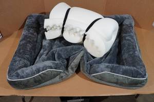 lot 137 image: Large Memory Foam Dog Bed - 41x31