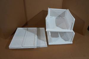 lot 195 image: 4 Stackable Collapsible Storage Bins - 17x13x7