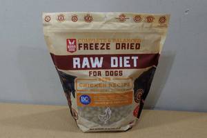 lot 57 image: Boss Dog Freeze Dried Dog Treats -Chicken Recipe
