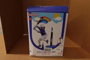 lot 44 image: Wee Wonders 2-In-1 Ball Set - BasketballTee Ball