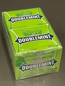 CA 4 - Box of Wrigley's Doublemint Gum - 10 Fifteen-Stick Packages